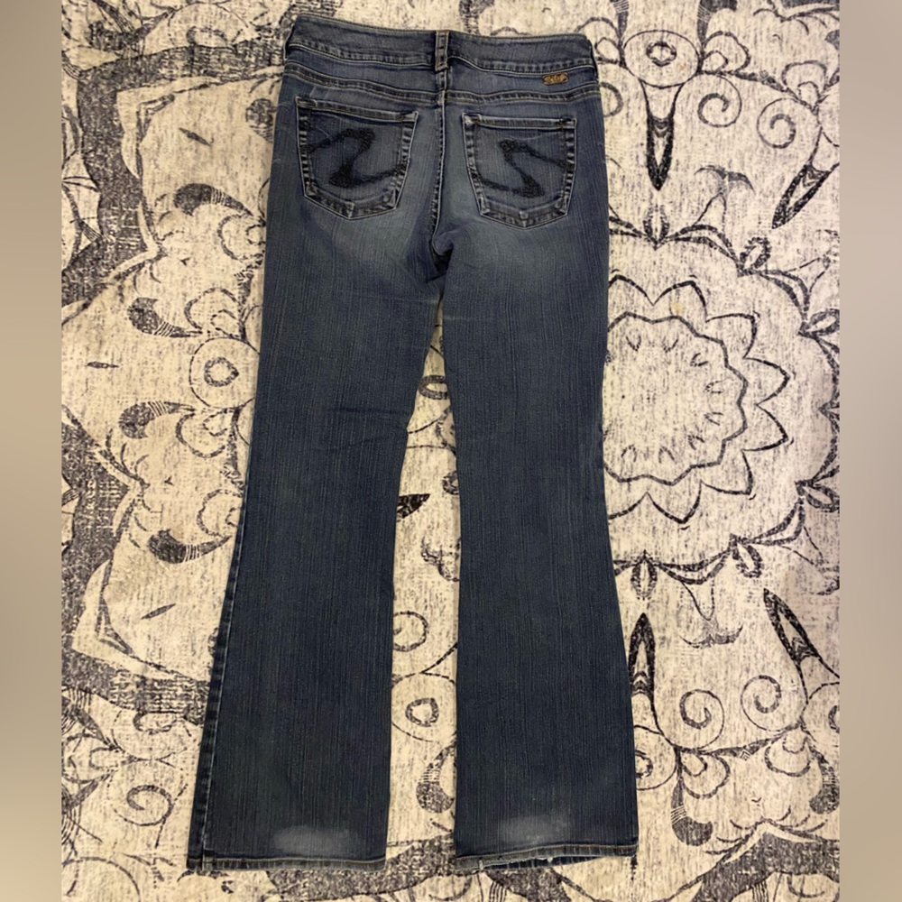 Silver Jeans Women's Boot Cut in Dark Blue
